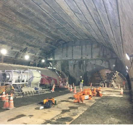 非開削トンネル内部掘削状況